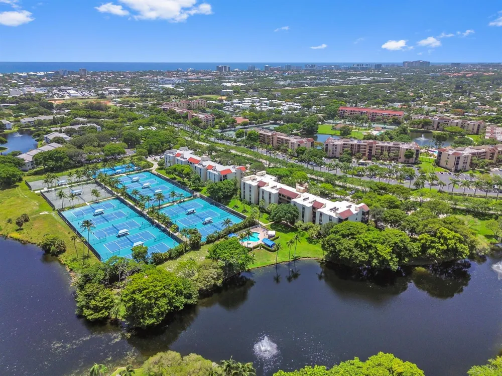955 Egret Circle #408 Delray Beach, FL 33444