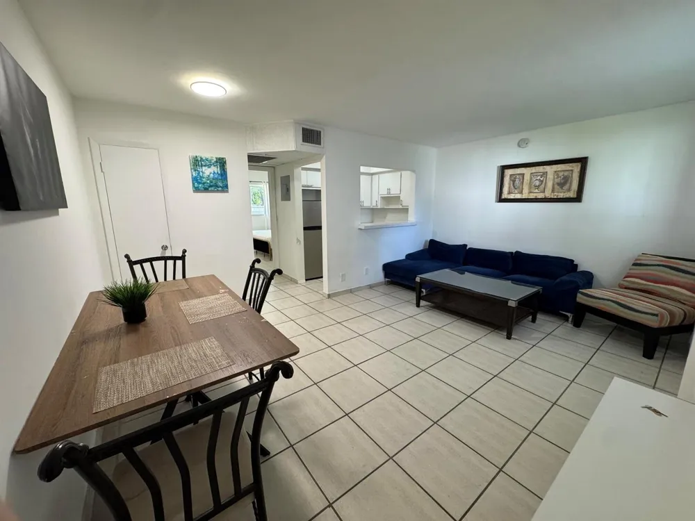 811 SE 16TH STREET #106 Fort Lauderdale, FL 33316