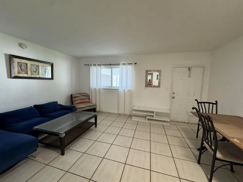 811 SE 16TH STREET #106 Fort Lauderdale, FL 33316