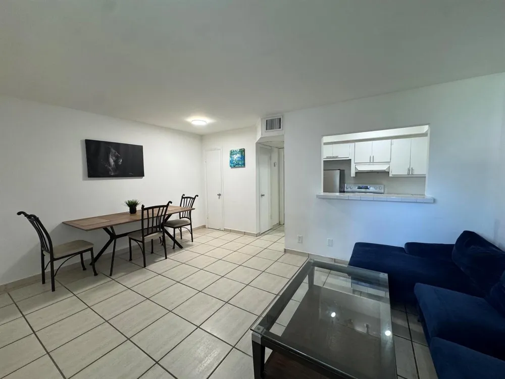 811 SE 16TH STREET #106 Fort Lauderdale, FL 33316