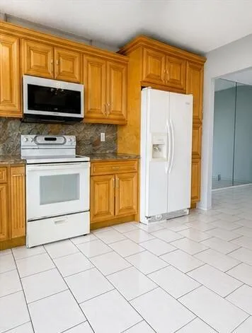 3465 VIA POINCIANA #804 Lake Worth, FL 33467