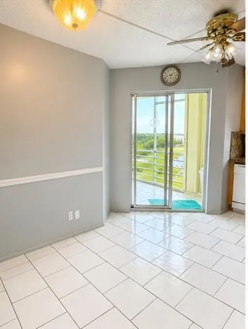 3465 VIA POINCIANA #804 Lake Worth, FL 33467