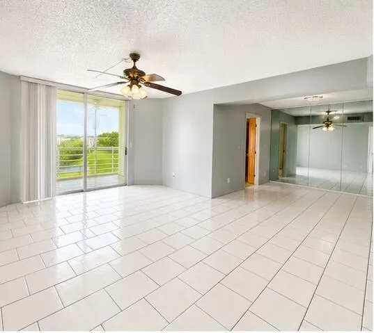 3465 VIA POINCIANA #804 Lake Worth, FL 33467