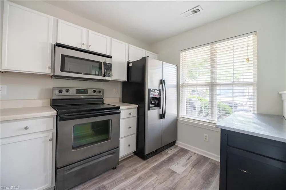 1024 Oak Blossom Way Whitsett, NC 27377