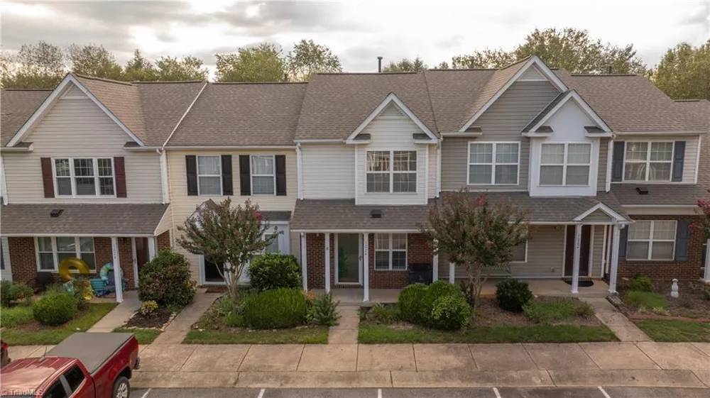 1024 Oak Blossom Way Whitsett, NC 27377