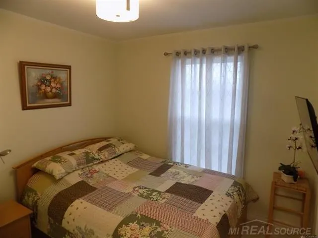 36225 Dominion Circle Sterling Heights City, MI 48310