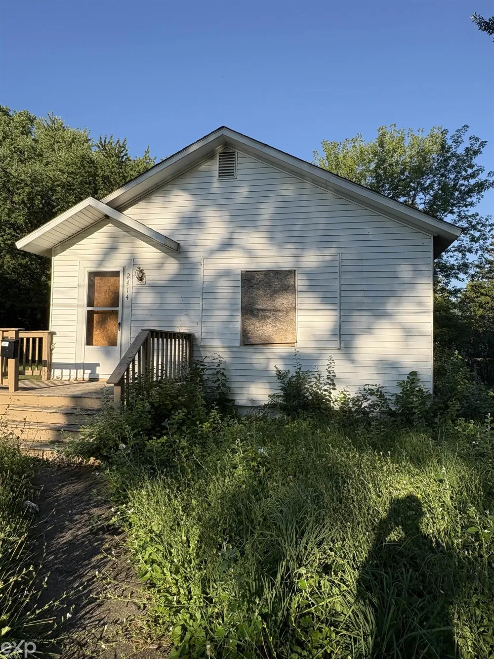 2414 Hazelwood Avenue Saginaw City, MI 48601