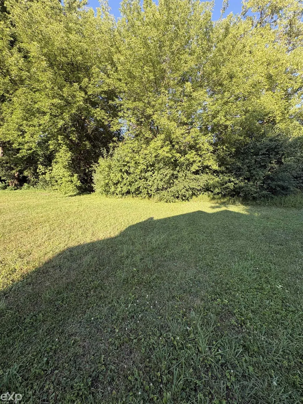 2414 Hazelwood Avenue Saginaw City, MI 48601