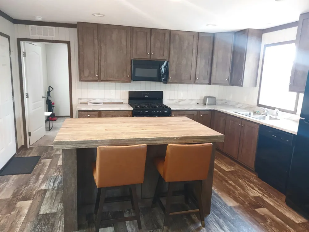 2751 Ray Boulevard Garfield Charter Township, MI 49686