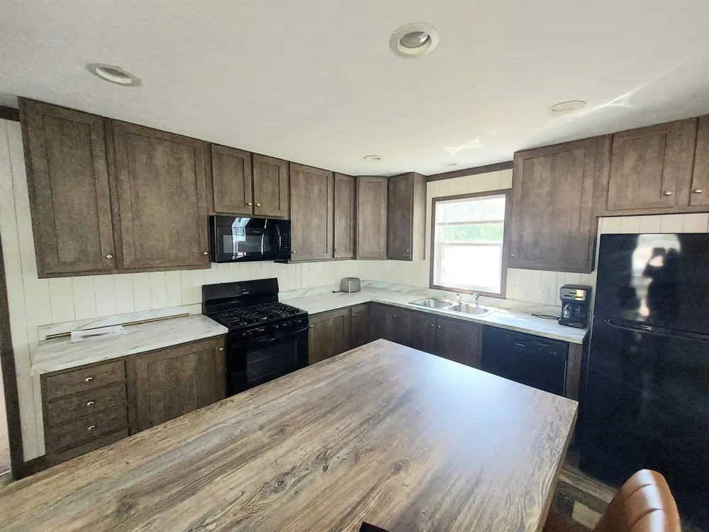 2751 Ray Boulevard Garfield Charter Township, MI 49686
