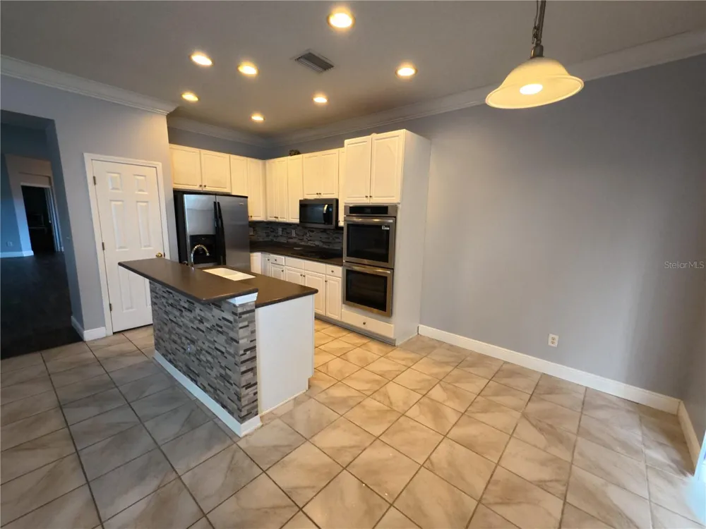 1701 CHALKSAND WAY Ruskin, FL 33570