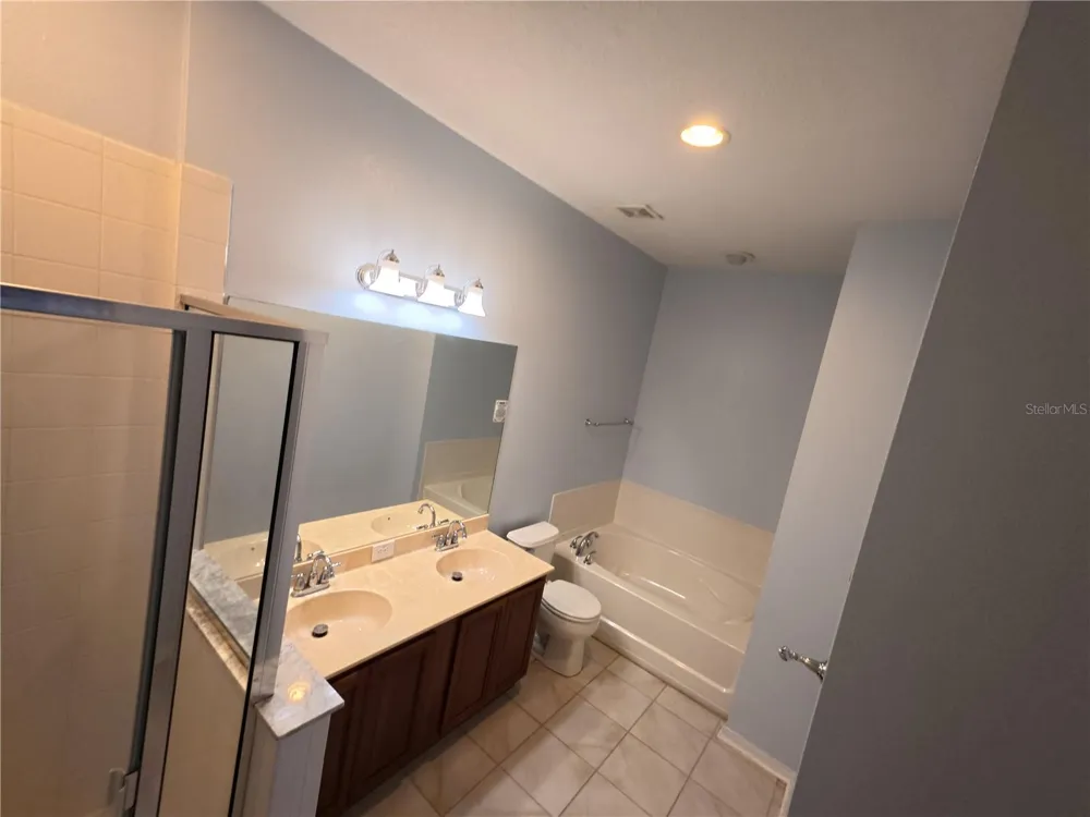 1701 CHALKSAND WAY Ruskin, FL 33570