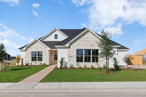 1345 Tahonta Drive