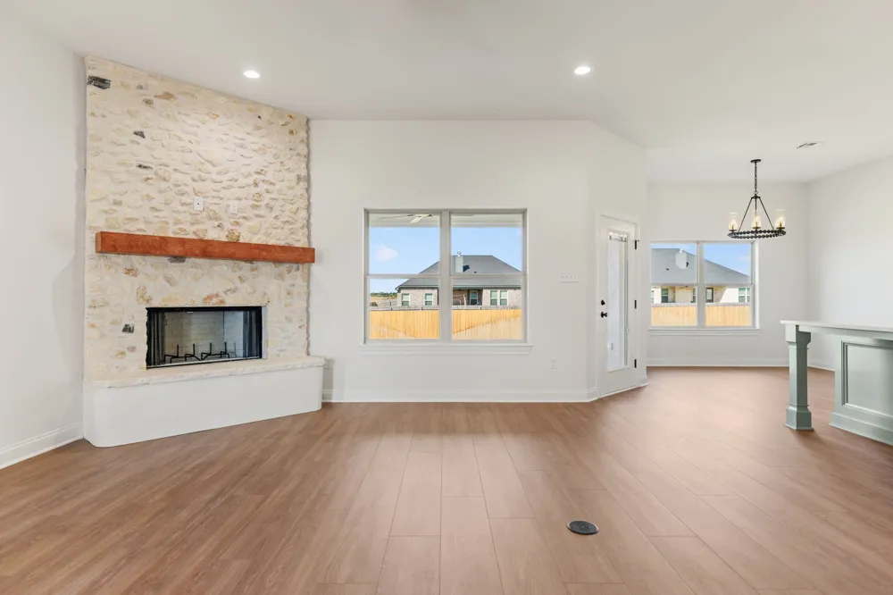 1345 Tahonta Drive Hewitt, TX 76643