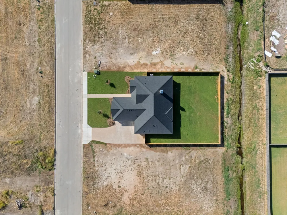 1345 Tahonta Drive Hewitt, TX 76643