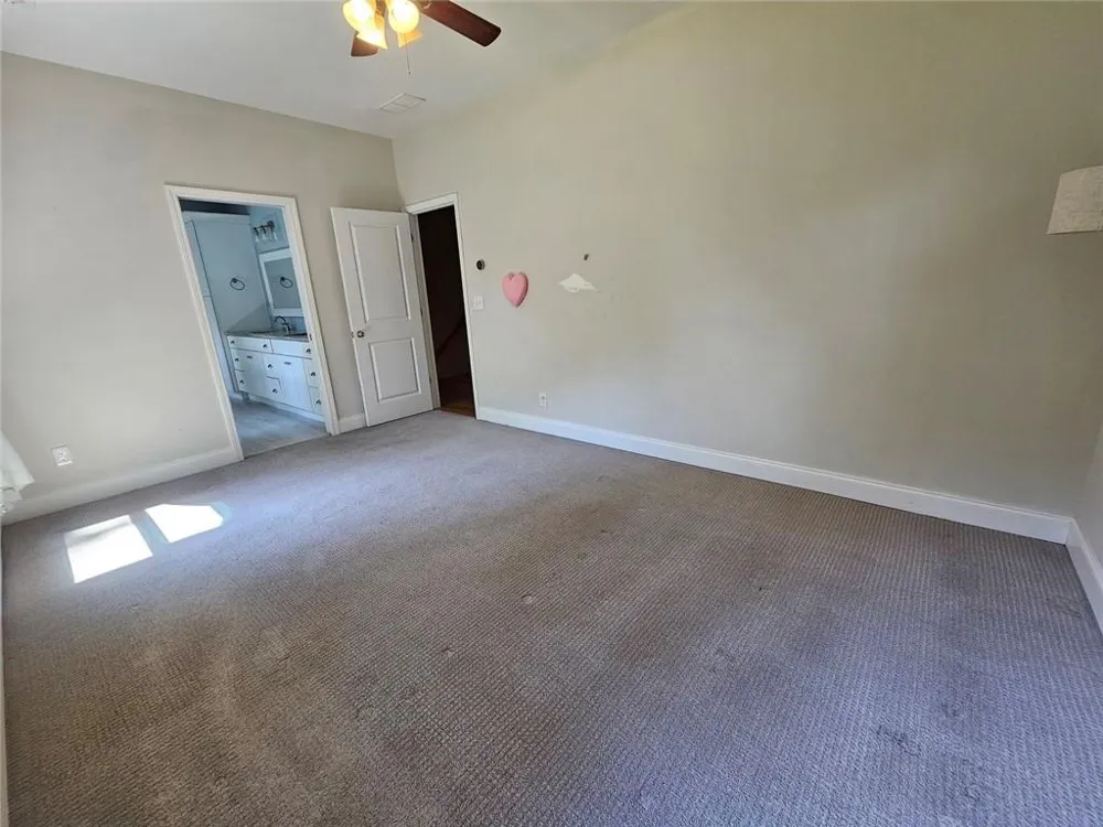 3293 Covington Highway Avondale Estates, GA 30002