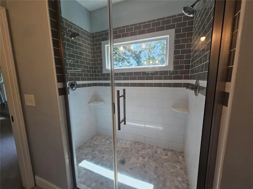 3293 Covington Highway Avondale Estates, GA 30002