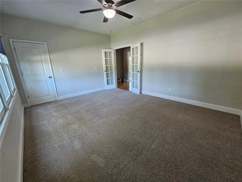3293 Covington Highway Avondale Estates, GA 30002