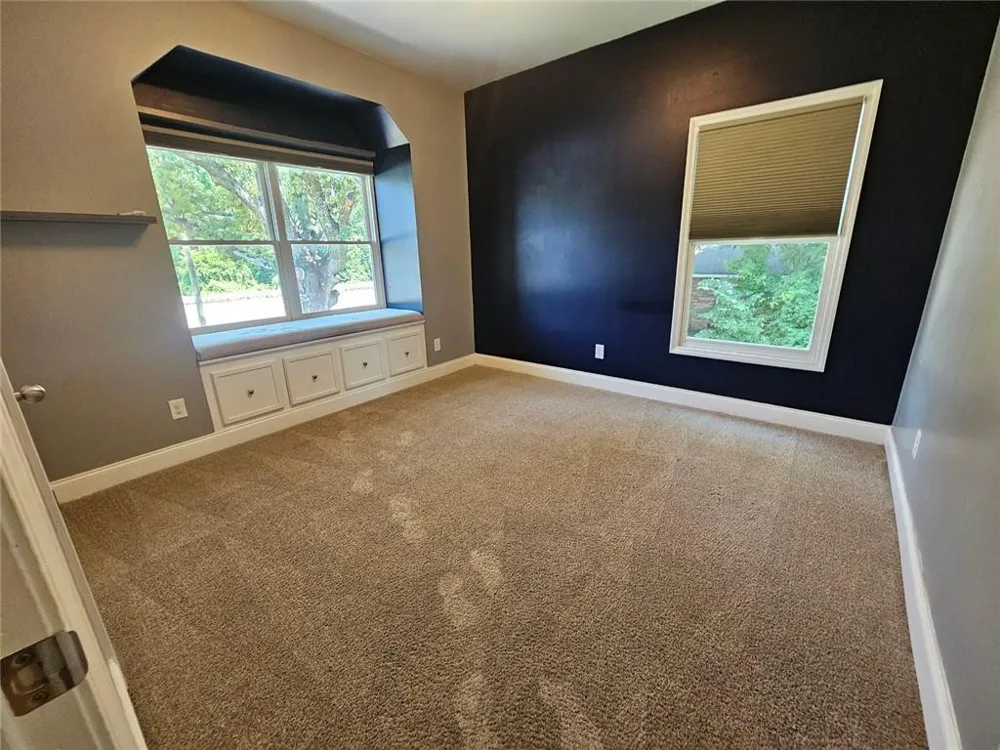 3293 Covington Highway Avondale Estates, GA 30002
