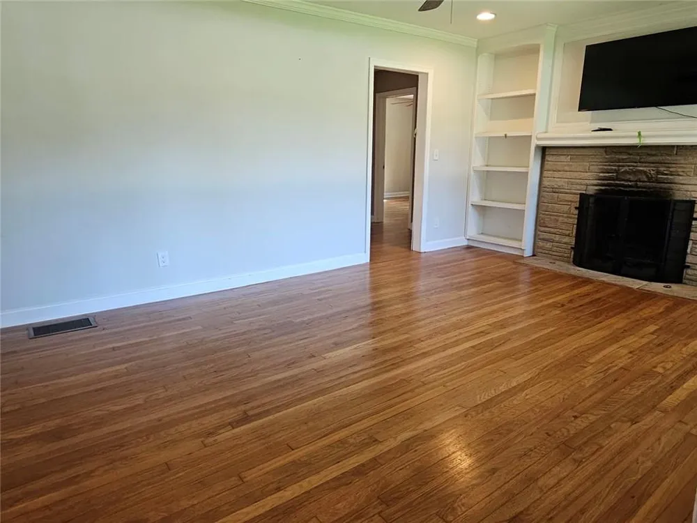 3293 Covington Highway Avondale Estates, GA 30002