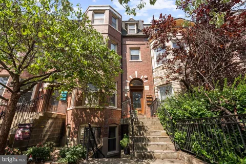 1427 CLIFTON STREET NW #4