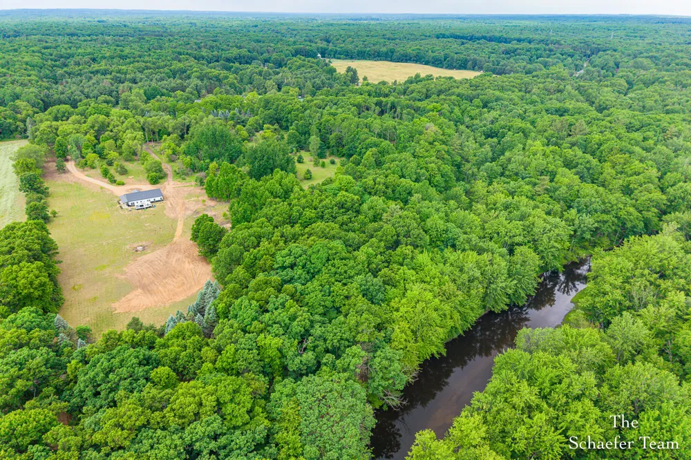 5227 S Johnson Road Greenville, MI 48838