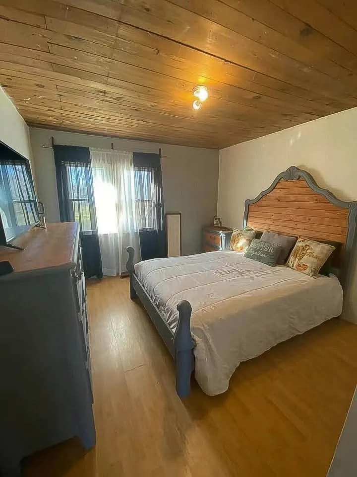 42 Dripping Springs Ct Monterey, TN 38574