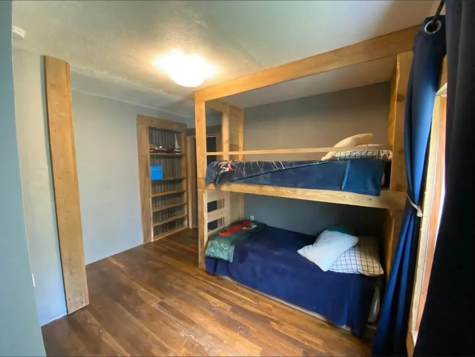 42 Dripping Springs Ct Monterey, TN 38574