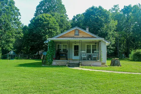 42 Dripping Springs Ct
