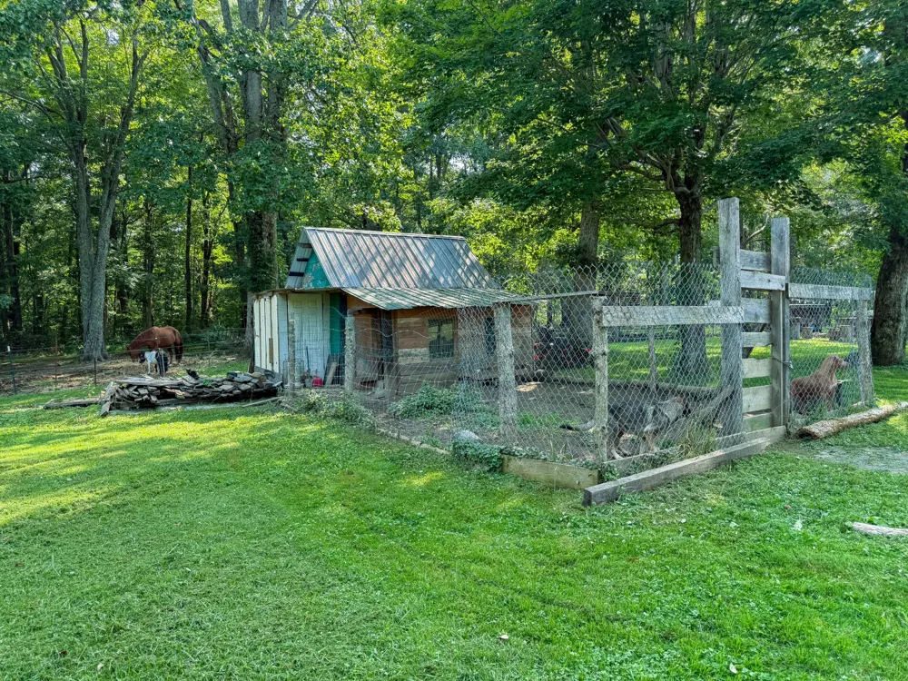42 Dripping Springs Ct Monterey, TN 38574