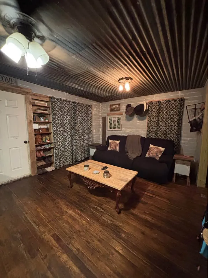 42 Dripping Springs Ct Monterey, TN 38574