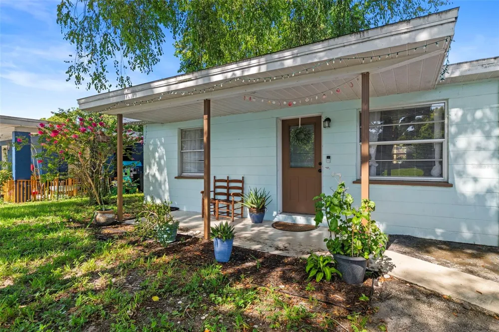 2608 ANASTASIA DRIVE South Daytona, FL 32119