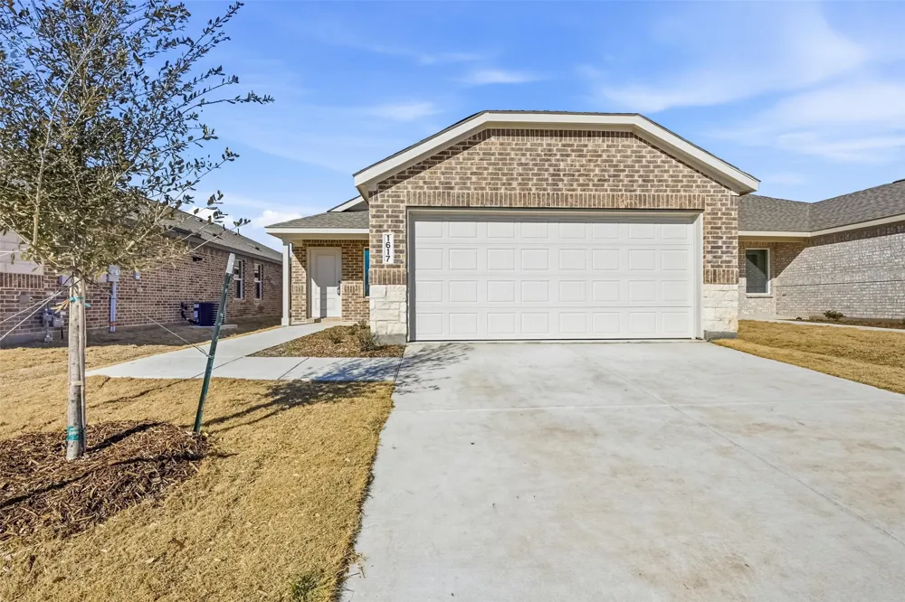 1617 Elliott Road Howe, TX 75459