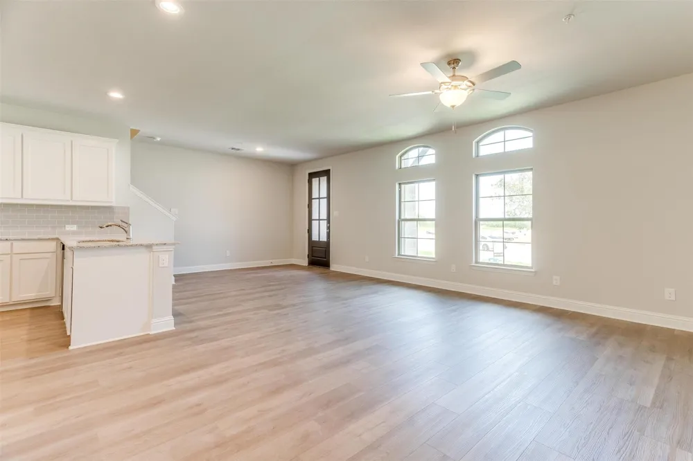 1531 HOmeplace Circle Mansfield, TX 76063