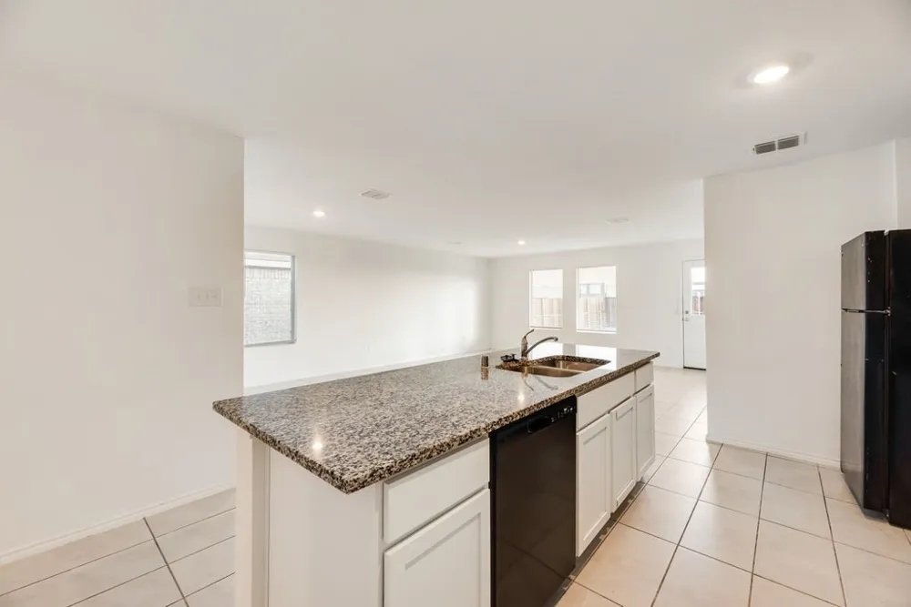 1012 Barkers Pond Avenue Forney, TX 75126