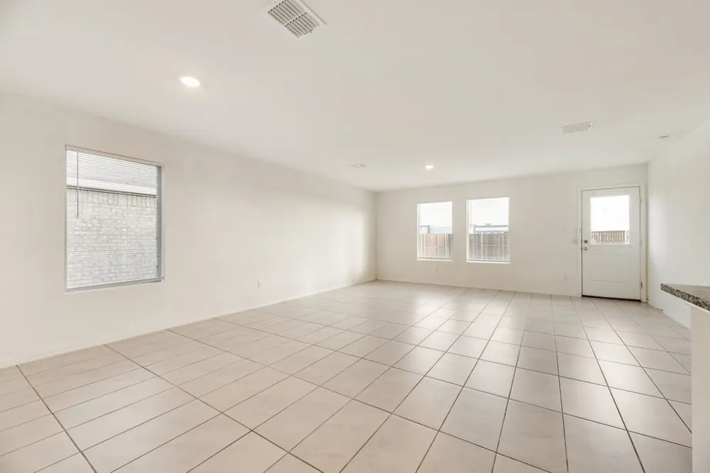1012 Barkers Pond Avenue Forney, TX 75126
