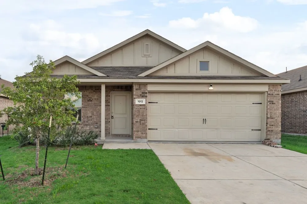 1012 Barkers Pond Avenue Forney, TX 75126