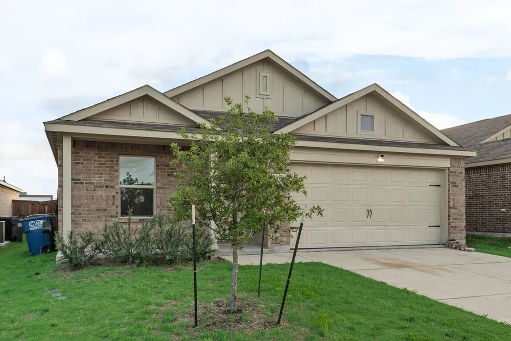 1012 Barkers Pond Avenue Forney, TX 75126