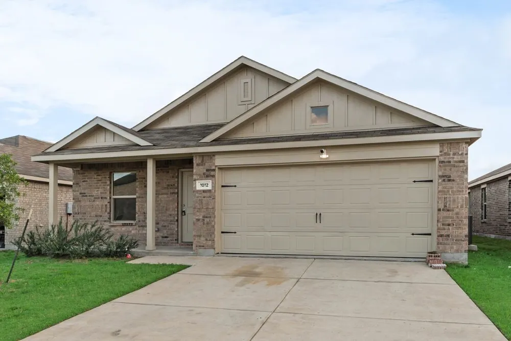 1012 Barkers Pond Avenue Forney, TX 75126