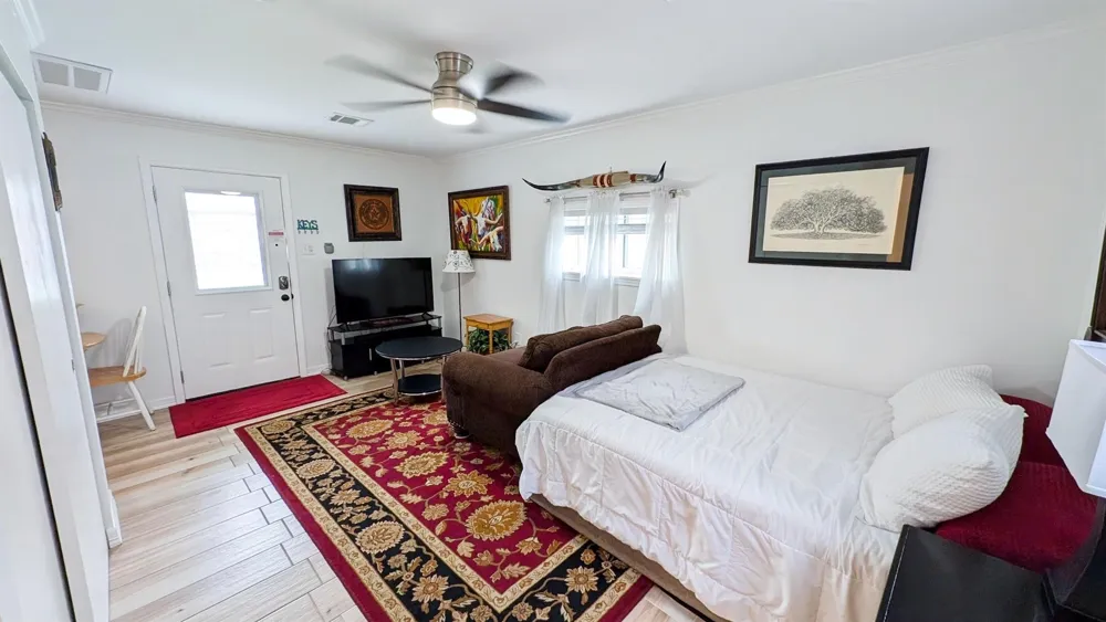 409 Milwaukee Street Houston, TX 77009