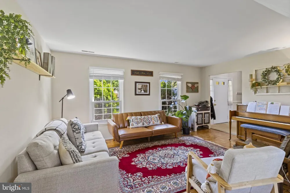 1435 CROFTON PARKWAY Crofton, MD 21114