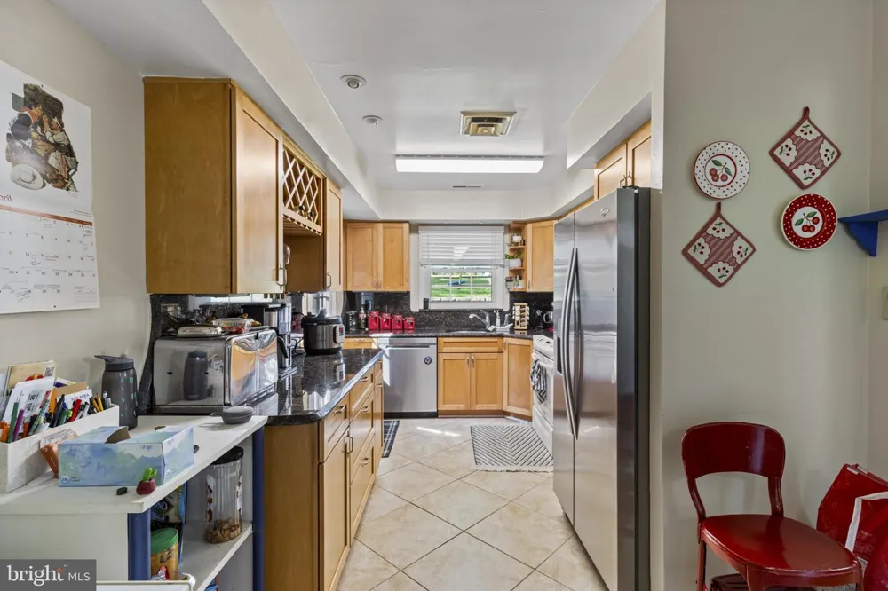 1435 CROFTON PARKWAY Crofton, MD 21114