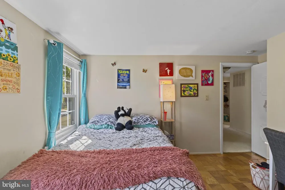 1435 CROFTON PARKWAY Crofton, MD 21114