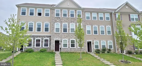 2873 BURROWS LANE