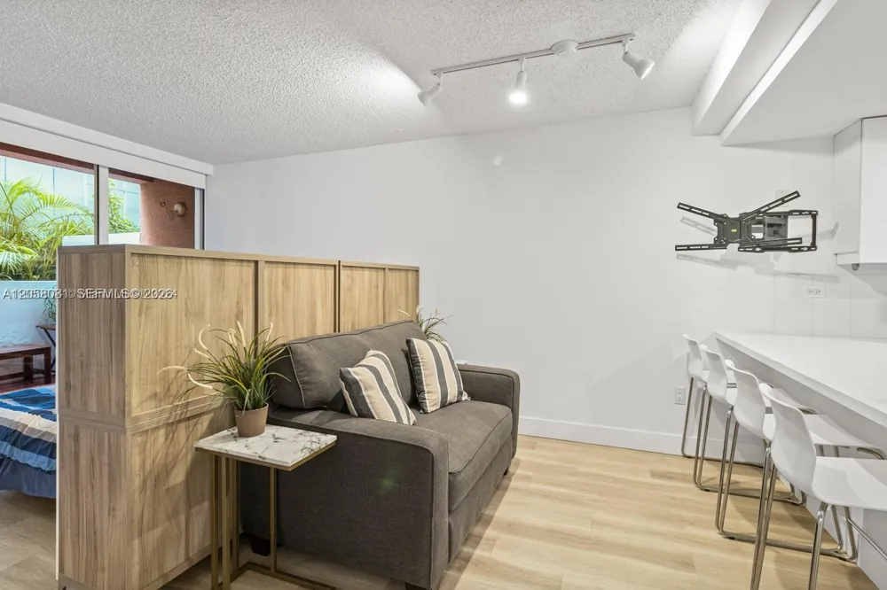 2801 Florida Ave #234 Miami, FL 33133
