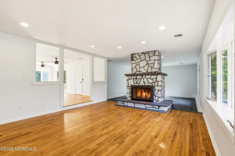 2021 Paterson Avenue Whiting, NJ 08759
