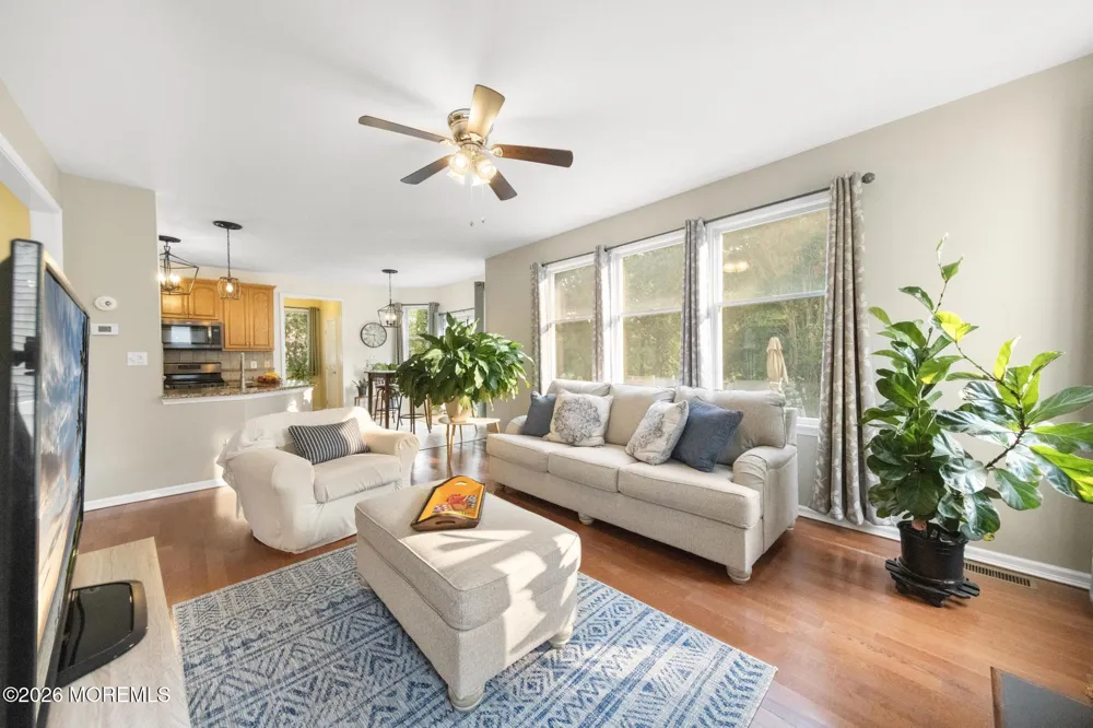 40 Harvest Way Little Egg Harbor, NJ 08087