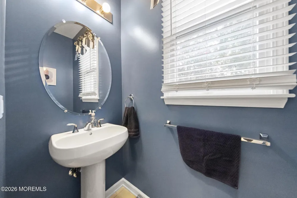 40 Harvest Way Little Egg Harbor, NJ 08087