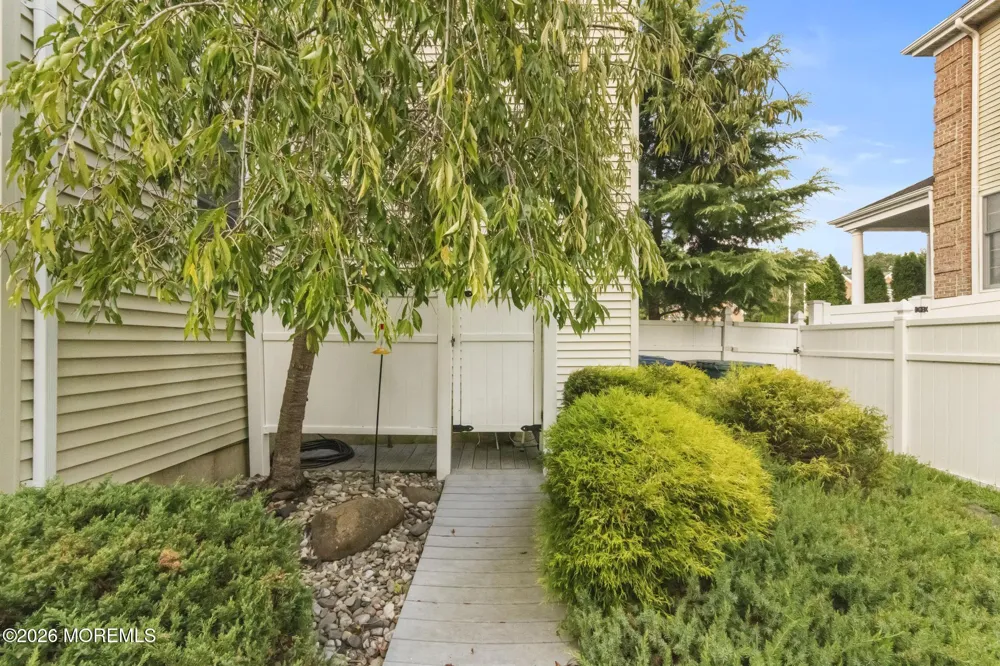 40 Harvest Way Little Egg Harbor, NJ 08087