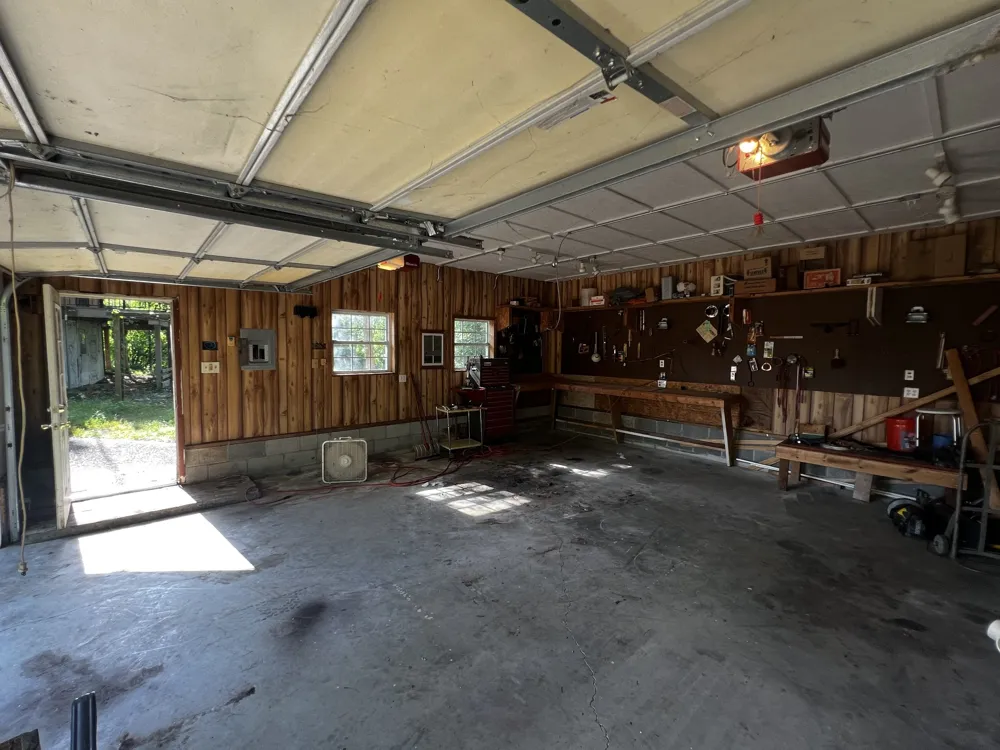 221 Pear Orchard Dr Goodlettsville, TN 37072